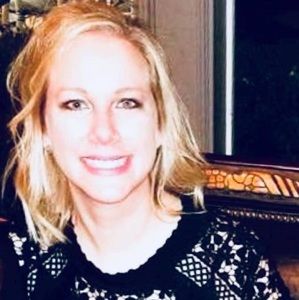 Meet your Posher, Carrie